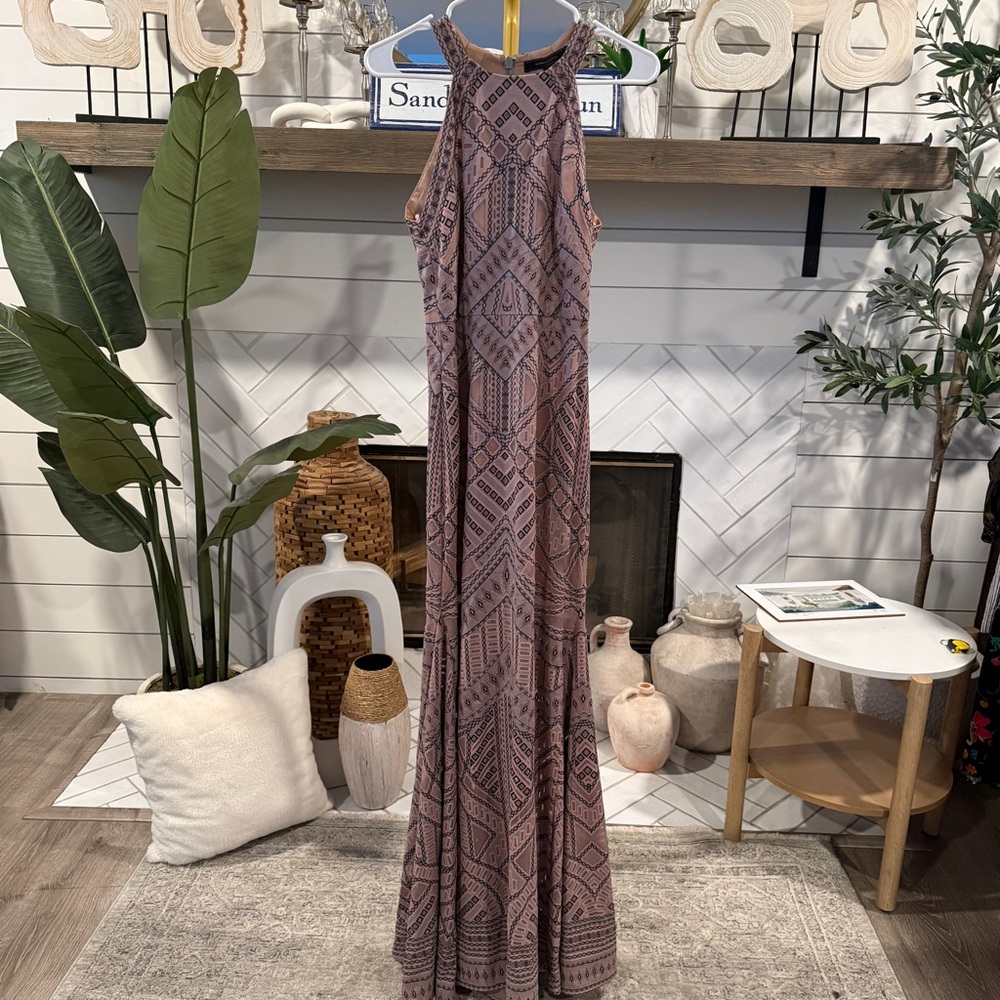 NWT BCBG Maxazria Felicia Geo-Print Maxi Dress in Antique Rose